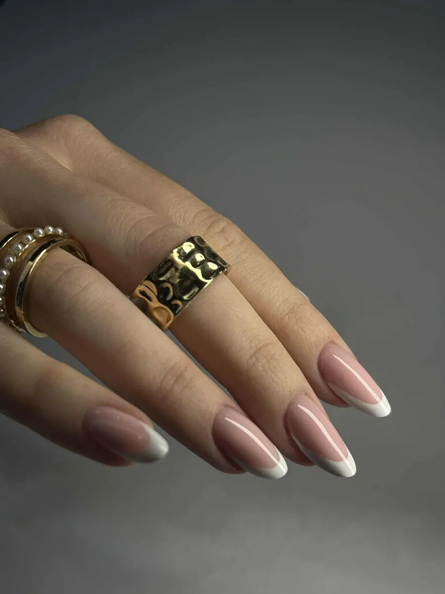 Realizacja Kosmatologia — paznokcie3